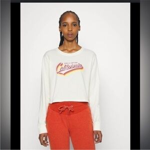 Hollister California Size Small Long-Sleeve Shirt